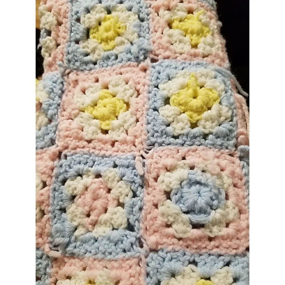 💕Pink/Blue/Yellow Handmade crocheted baby blanket